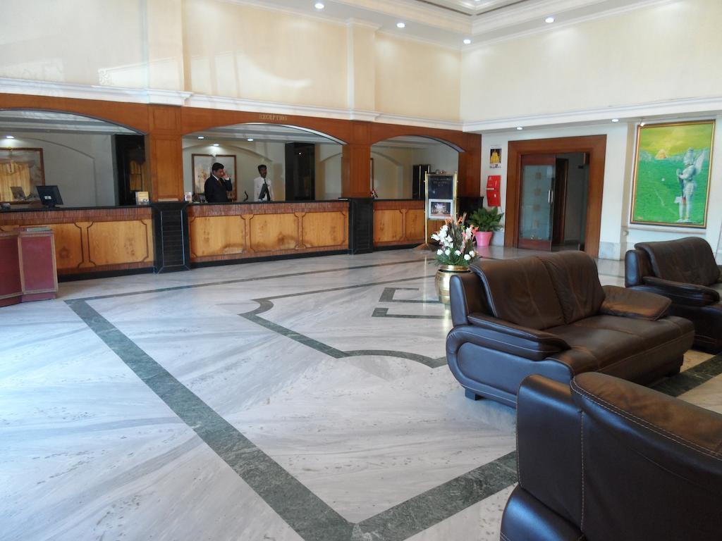 Hotel Plr Grand Tirupati Exterior photo