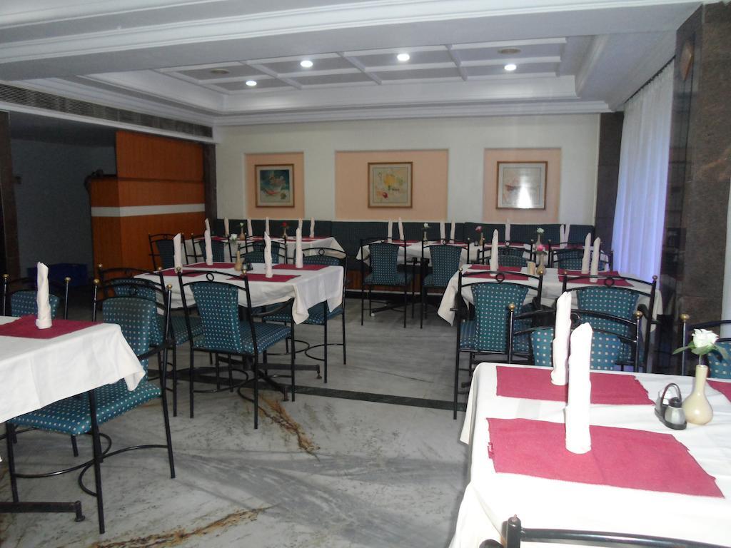 Hotel Plr Grand Tirupati Exterior photo